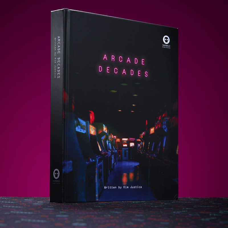 Arcade Decades - 80s Edition Book, main product image