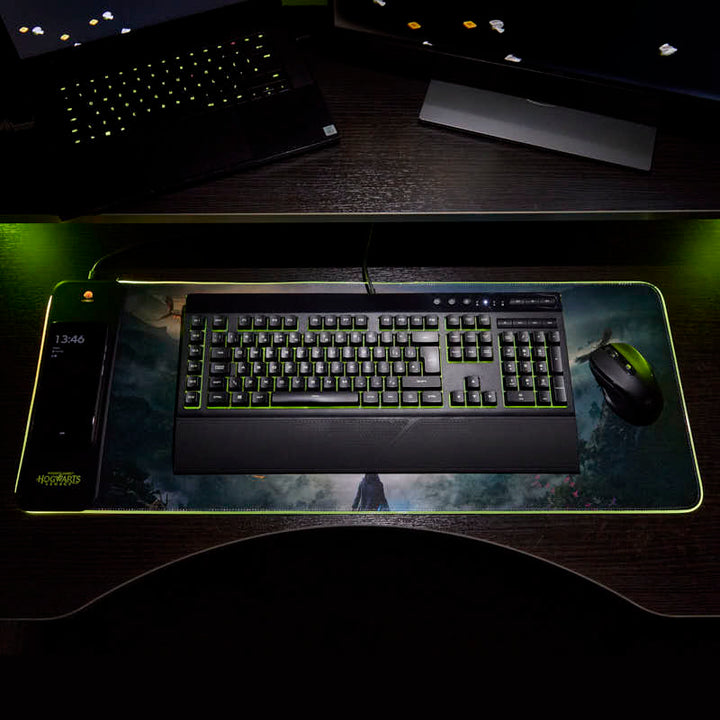 Hogwarts Legacy - Oversize Gaming Mat & Mobile Charger