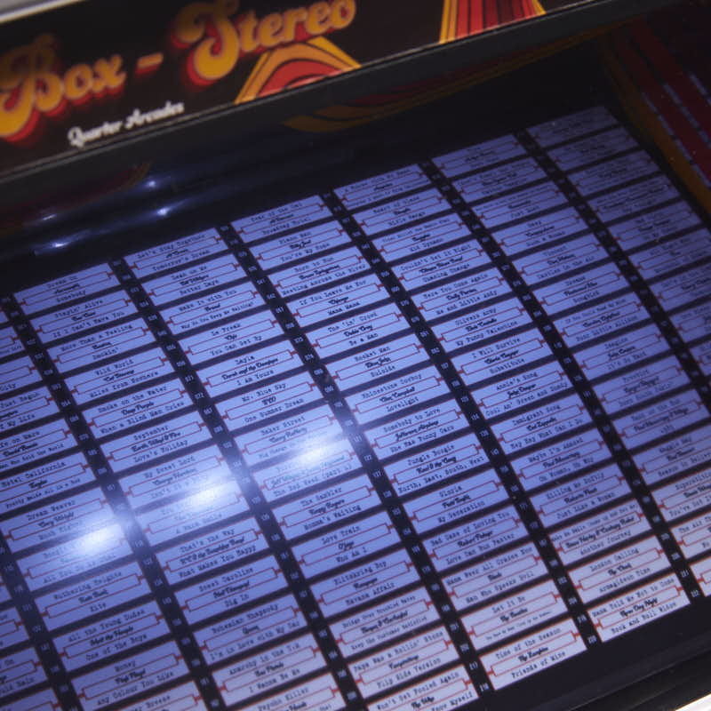 Quarter Arcades Retro Bluetooth Mini Jukebox Speaker - Stereo 70’S Edition
